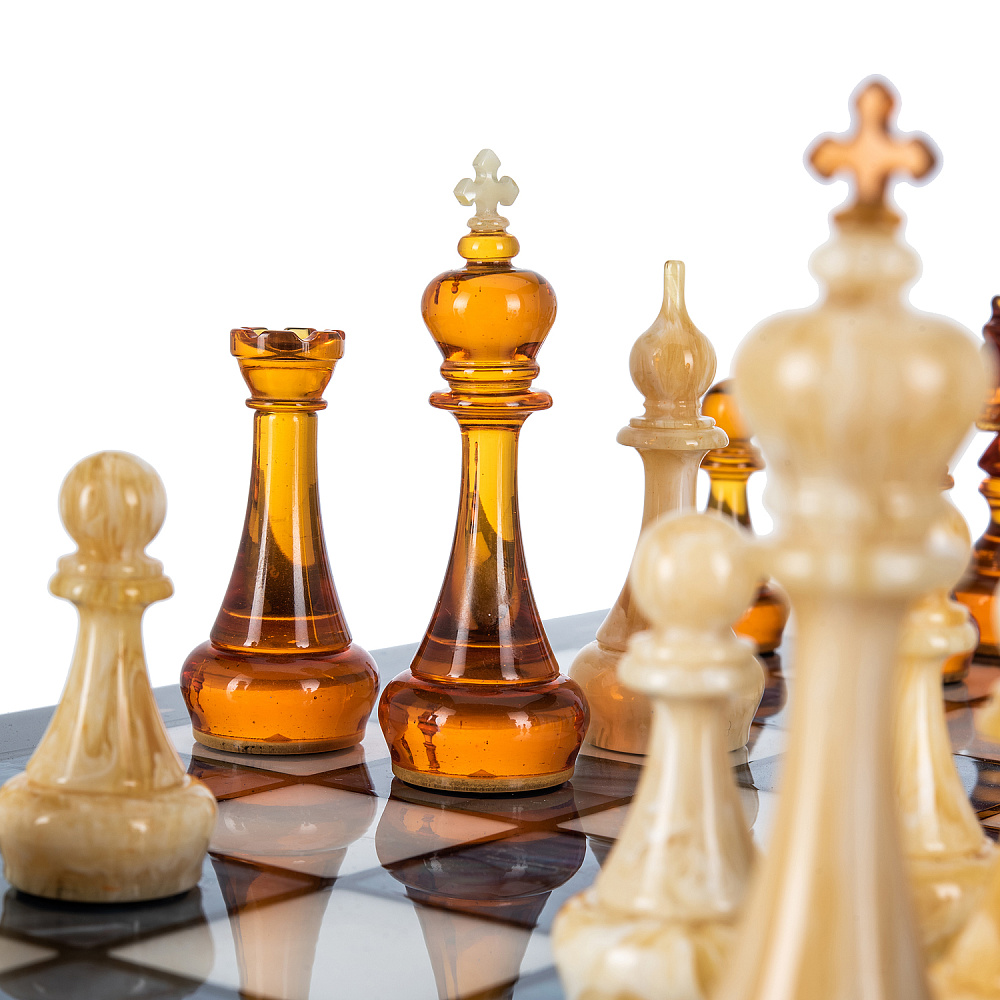 Шахматы с перламутром и фигурами из янтаря 45х45 см - интернет магазин Русь Велика я фото 6