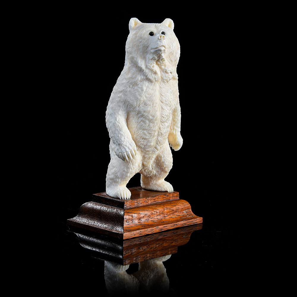 Скульптура из кости «Медведь» - интернет магазин Русь Велика я фото 1