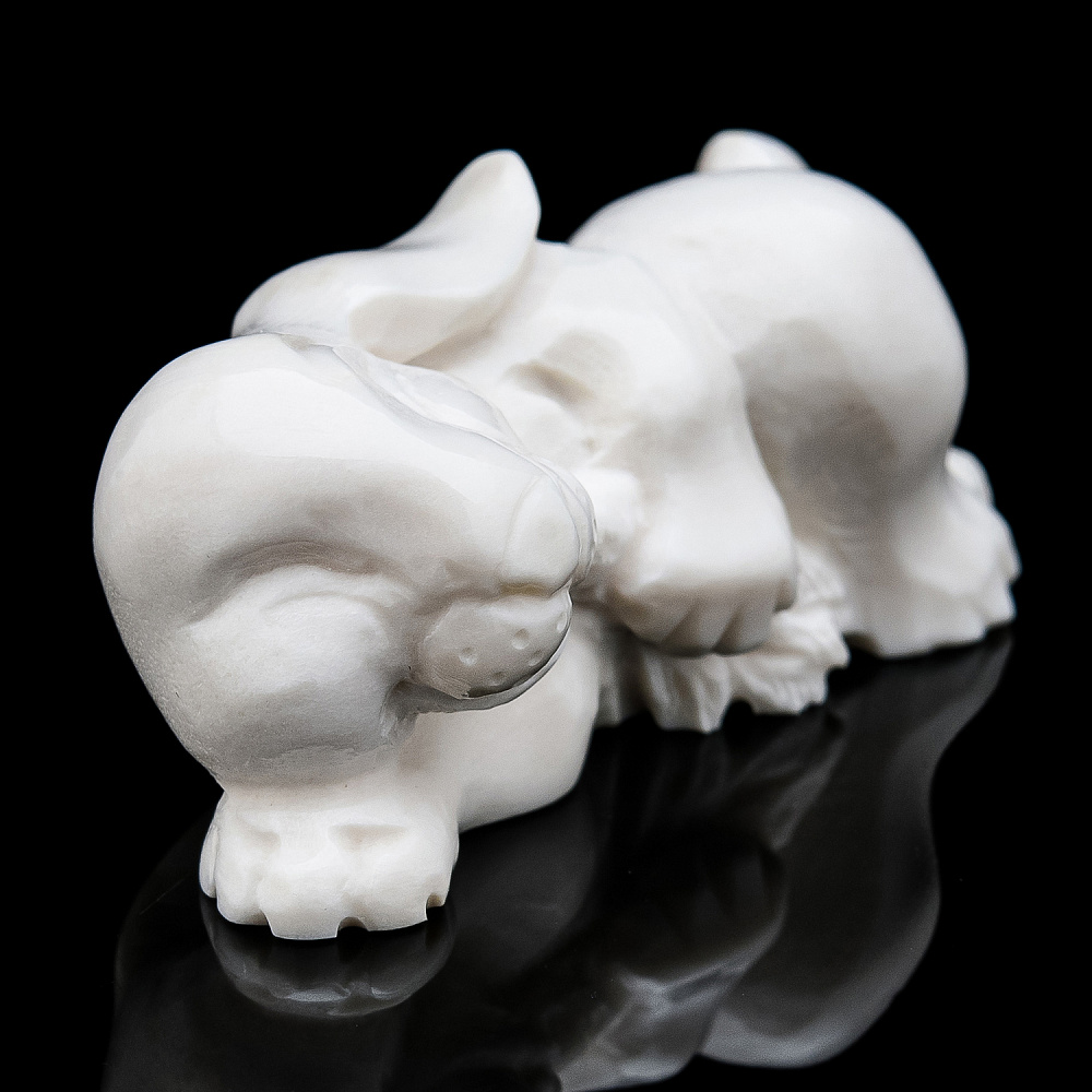 Скульптура из кости «Кролик с морковкой» - интернет магазин Русь Велика я фото 2