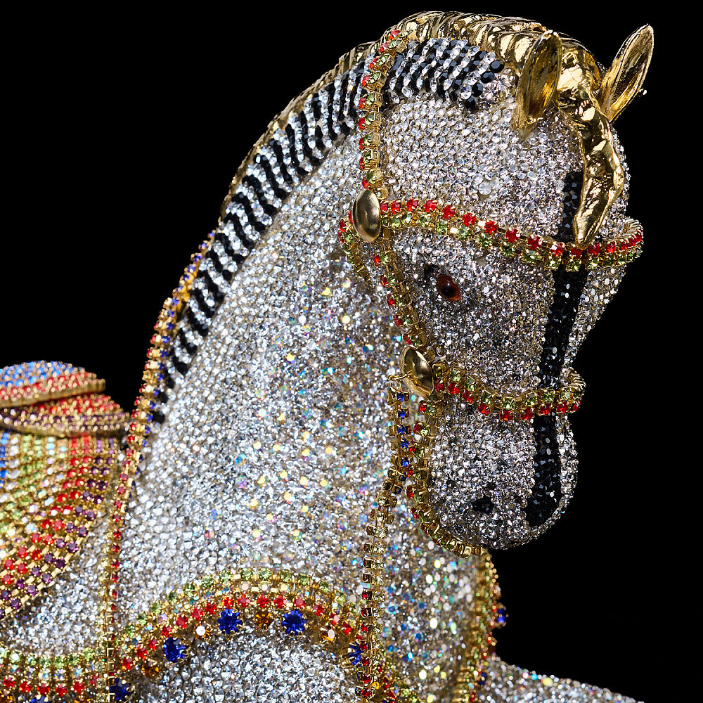 Лошадь Символ 2026 года. Статуэтка с хрустальными стразами «Конь» - интернет магазин Русь Велика я фото 2