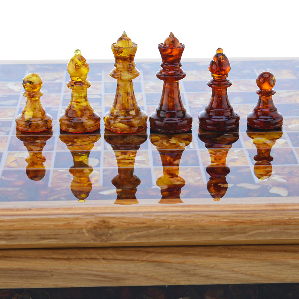 Шахматы с инкрустацией и фигурами из янтаря 28х28 см - интернет магазин Русь Велика я фото 3