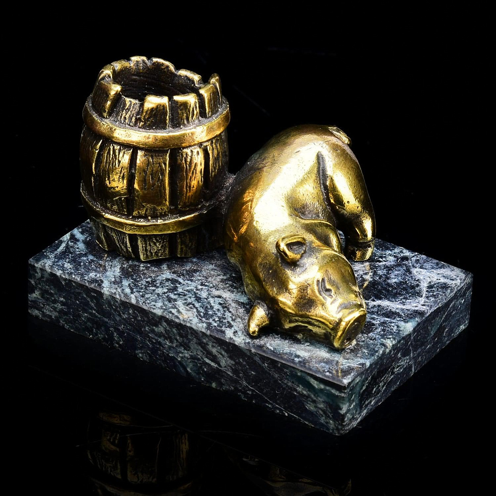 0011719 Бронза Сувенир Карандашница «Свинья с бочкой» - интернет магазин Русь Велика я 