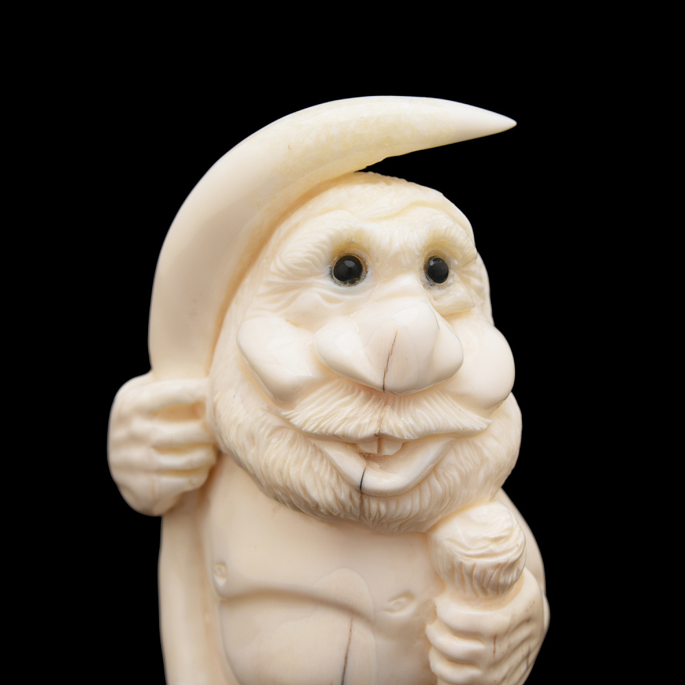 Скульптура из кости «Первобытный охотник» - интернет магазин Русь Велика я фото 2