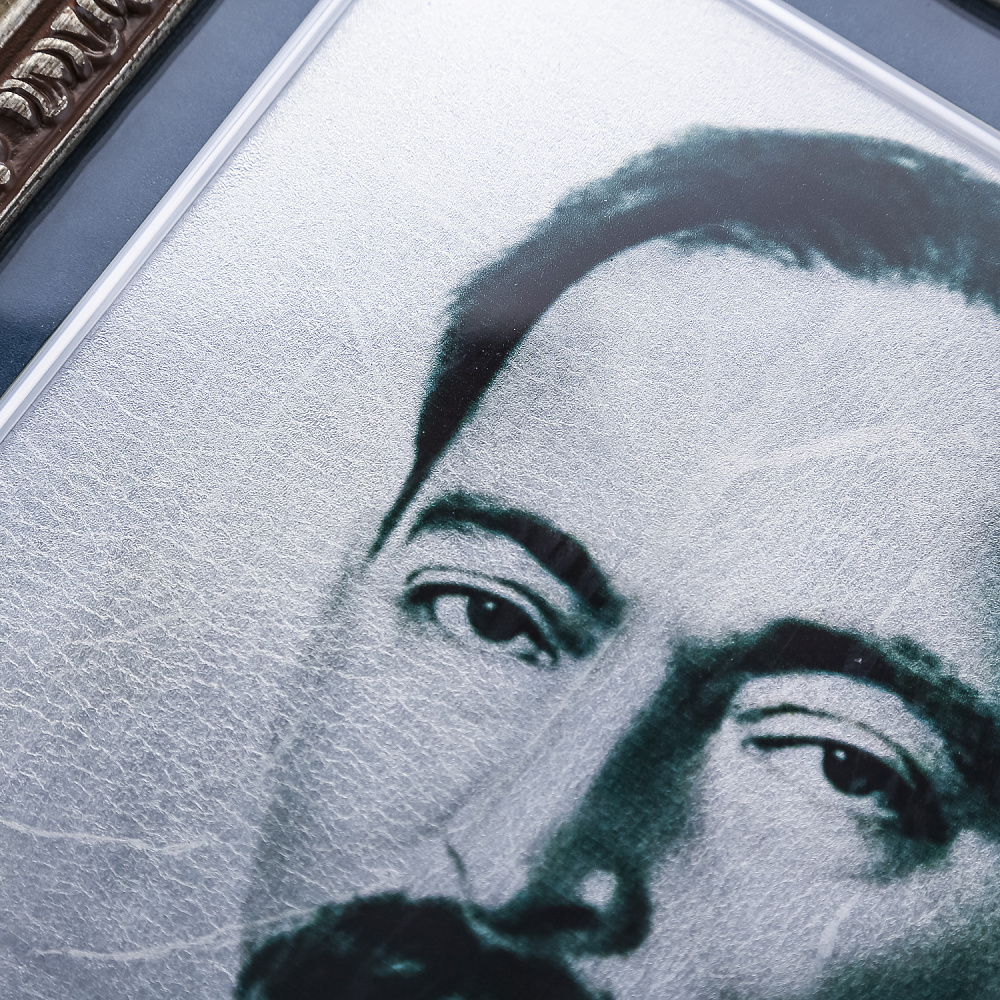 Картина на сусальном золоте «Феликс Эдмундович Дзержинский» 46з35 см - интернет магазин Русь Велика я фото 2