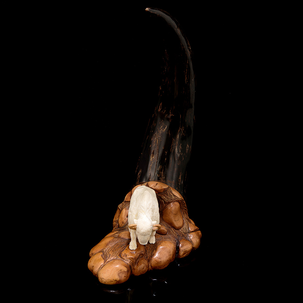 Скульптура из рога бизона и бивня мамонта «Бизон» - интернет магазин Русь Велика я фото 2