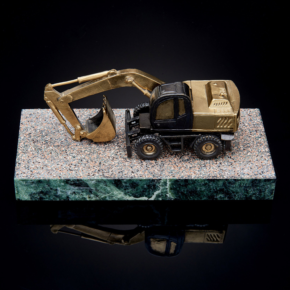 Бронзовая статуэтка техники «Экскаватор» - интернет магазин Русь Велика я 