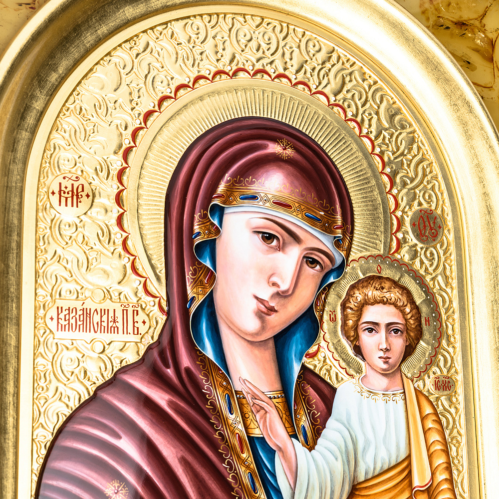 Икона янтарная «Казанская Божья Матерь» 34х56 см - интернет магазин Русь Велика я фото 3